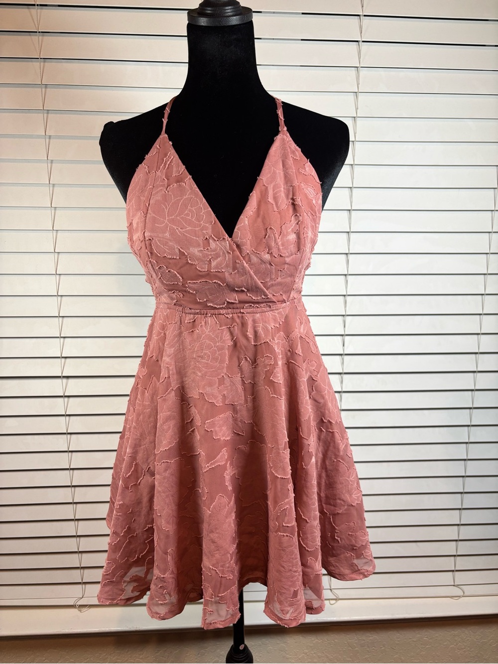 Lulus NWT Dusty Rose Lace Mini Dress
